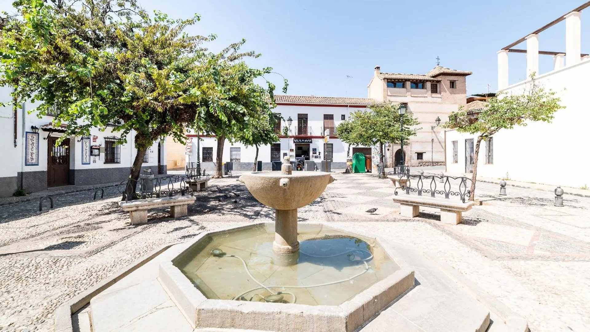Los Hermanos Del Mentidero Granada