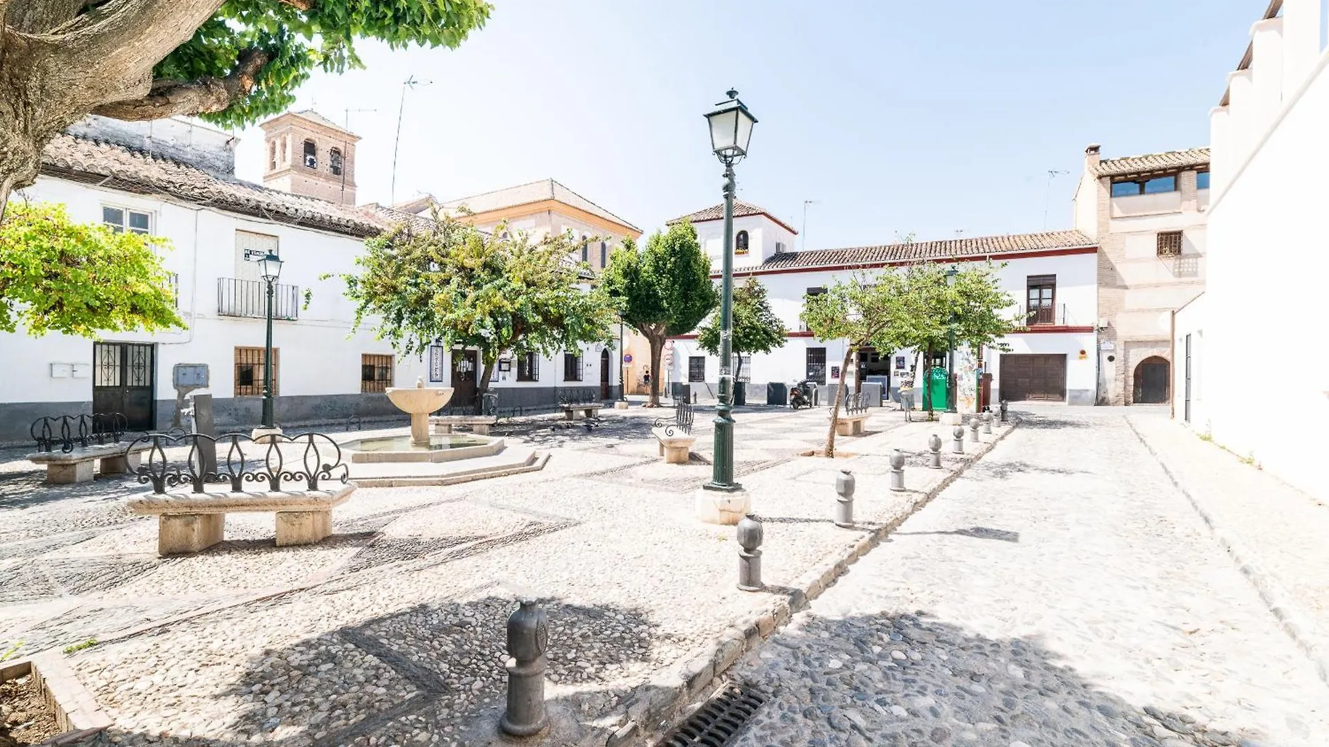 Los Hermanos Del Mentidero Granada Apartment